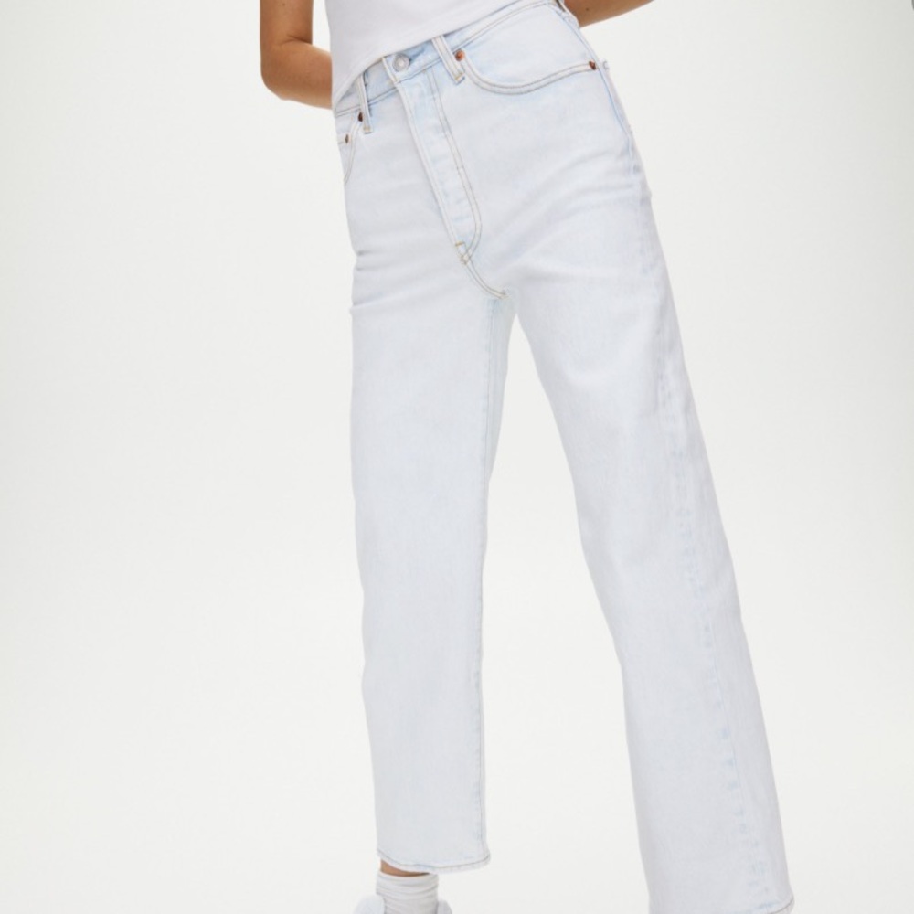 Levi’s Ribcage Jeans